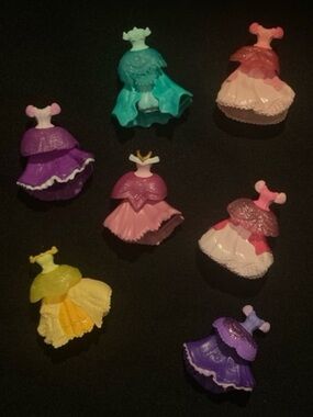 Disney Royal clips for dolls